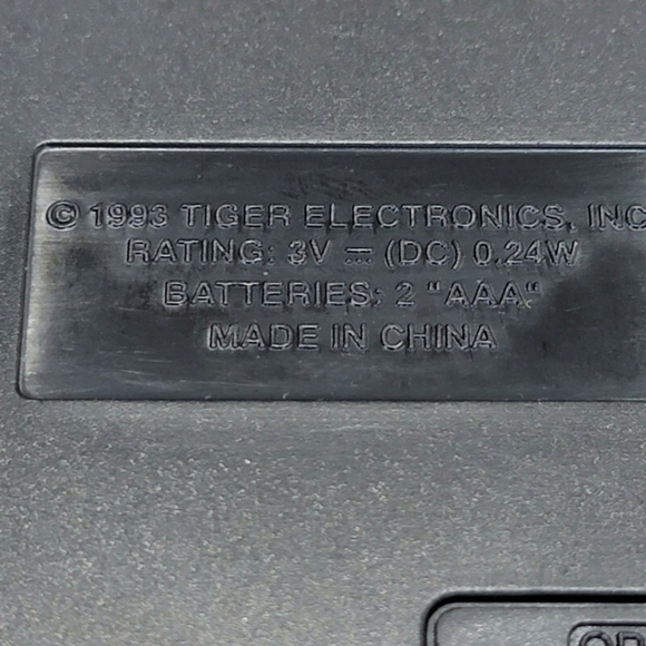 1993 Tiger Caesars Palace Blackjack Electronic Handheld - Works - Picture 8 of 8